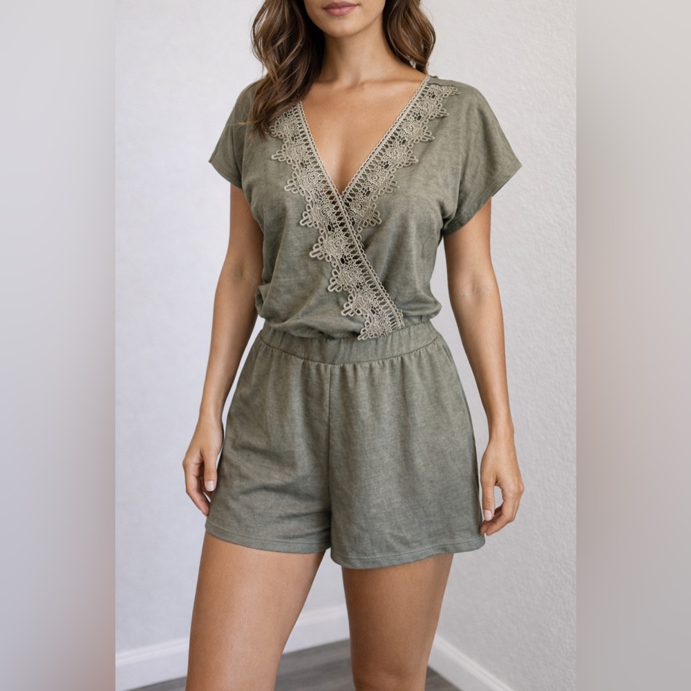 VENUS Olive Knit Romper